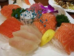 -青瓦餐厅·生鱼片·韩园烤肉(西塔店)