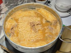 -禄婶鸡煲·打边炉