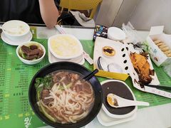 牛腩汤粉-芝麻糊世家(西华店)