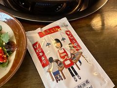 -黄潇洒老火锅(九眼桥宏济巷店)