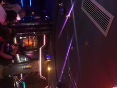 -好乐迪(张扬路八佰伴店)