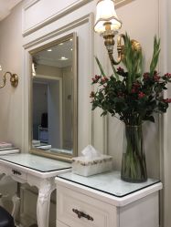 -e hair salon