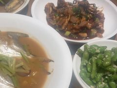 -小厨师·二十年沈家门小海鲜(百井坊巷店)