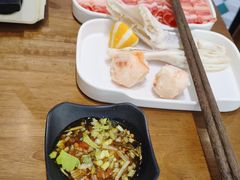 -天成·潮州牛肉脆肉鱼生蚝自助火锅