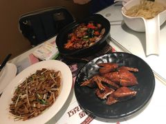 -新大咀港式茶餐厅(宝山万达店)
