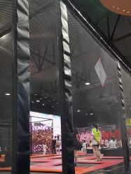 -飞吧潮玩运动蹦床游乐场