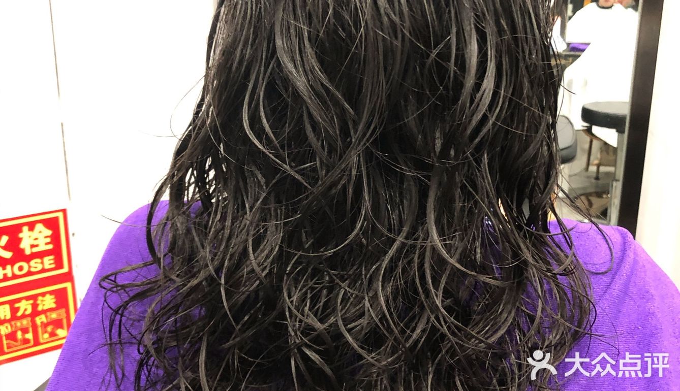 看这样子的随意吹风造型还好吧