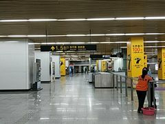 -同济大学(地铁站)