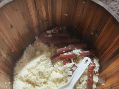 -梁阿婆廿年老牌扣肉糯米饭