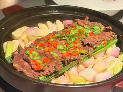 -左庭右院鲜牛肉火锅黑金店(陆家嘴中心店)