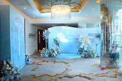 点击看大图 -上海复旦皇冠假日酒店·宴会厅