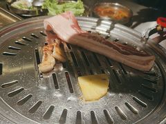 -哈哈碳都·牛肋条无限自助烤肉(宝龙店)