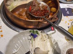 -牛村来人潮汕牛肉火锅(西单店)