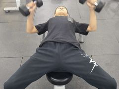 -开阳里游泳健身