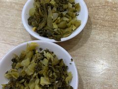 -全家福米线