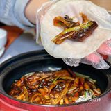 南京东路299号宏伊广场六层S-604店铺