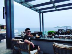 -瑰丽酒店·海吧·天际下午茶·现场DJ·天台酒吧