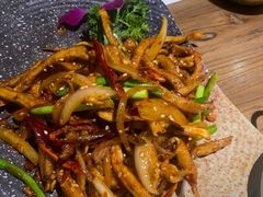 麻辣鱿鱼-冰川冷面·延边菜·炭烤串(观前店)