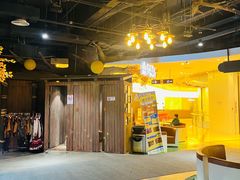-暴风岛沉浸式体验馆(百联世纪店)