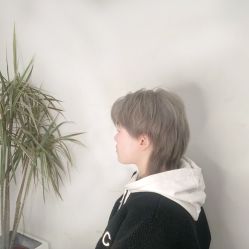 -IU潮牌·SALON