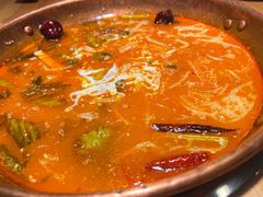 -洱火云南酸菜牛肉火锅(石景山当代商城店)