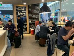 -肯德基(虹桥机场T2北指廊精选外卖点店)