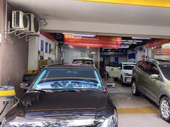 -车享家汽车养护中心(花照壁店)