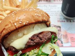 -The Habit Burger Grill 哈比特汉堡(复兴soho店)