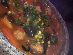 石锅香菇堡-醉小酒馆·川菜·江湖菜·重庆菜(观音桥旗舰店)