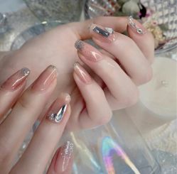 -EAST日式美甲美睫沙龙