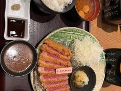 -牛カツ京都勝牛(河原町蛸薬師店)