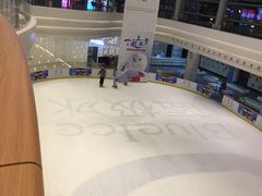 -冠军冰场CHAMPION RINK(百年港湾奥特莱斯店)