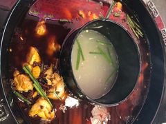 -重庆烧鸡公火锅(簋街店)