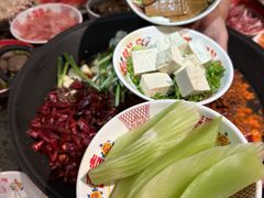 -沸炉重庆老火锅(军事博物馆店)