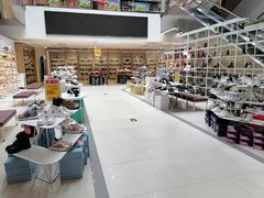 -云柏鞋业(十里堡店)