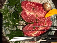 -山川小町·极番烧肉(新地假日广场店)