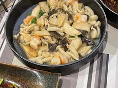 虾仁菌菇煲-九楼