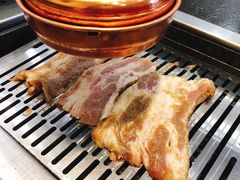 -臻牛烤肉