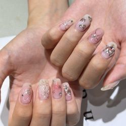-Nail Me美甲美睫