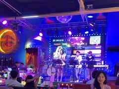 -Famous肥猫墨西哥音乐餐吧(五棵松华熙LIVE店)