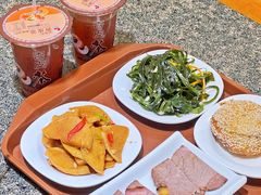 -Mlamber麦泊尔兰州牛肉面