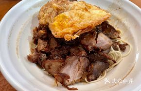 Barbecue Pork Noodles with Tofu Skin