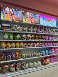 -卡通派潮品玩具折扣仓(青岛新城吾悦广场店)