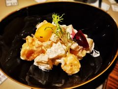 凤梨虾球-穹六人间 people 6(岳阳路店)
