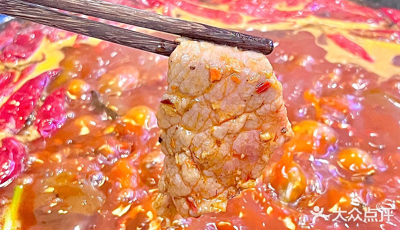 锅底还真有杨梅，不是误入是故意的
