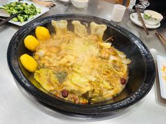 -屯老二农家铁锅炖·行业领军者(梅江店)
