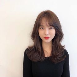 -变画·发型STUDIO