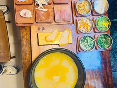 -银米·云南传统过桥米线(双廊黑金冠店)