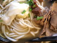 -鑫花溪牛肉米粉(文星广场店)