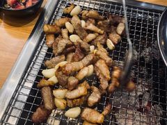 -肉甲韩国木炭烤肉(新壹街1店)